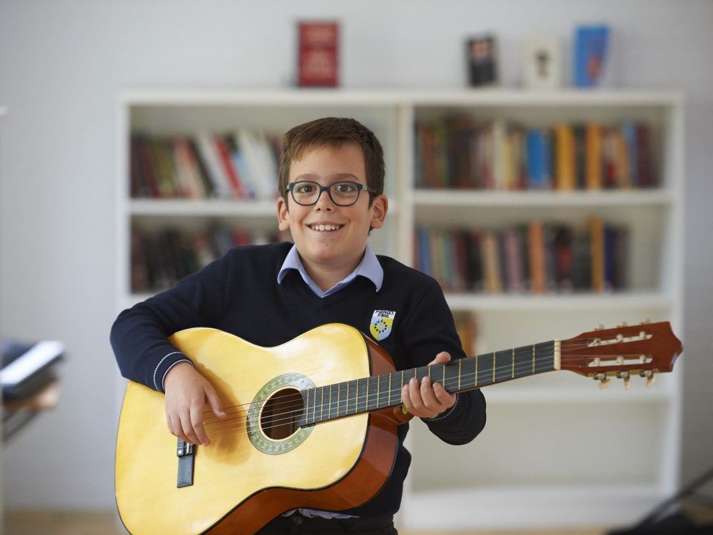Las ventajas de las actividades de expresión musical en infantil